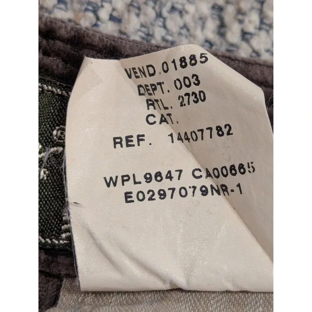 Eddie Bauer style profile